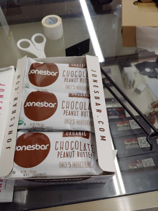 JONESBAR CHOCOLATE PENUT BUTTER BAR