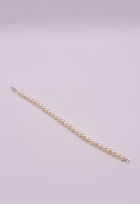 White Pearl Bracelet