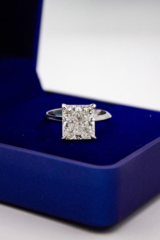 DIAMOND SOLITAIRE RING PRINCESS CUT(LAB)5.01CT