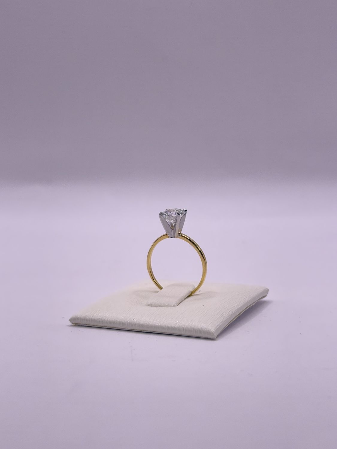 DIAMOND ROUND SOLTAIRE RING(LAB)1.50CT