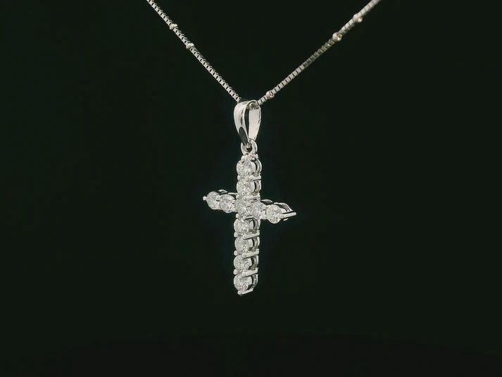 1.21CT LAB-GROWN CROSS