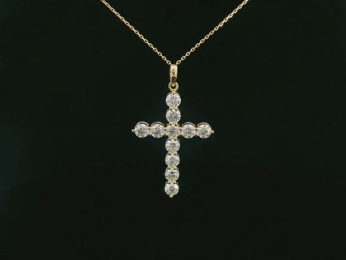 DIAMOND CROSS PENDANT(LAB)2.38CT