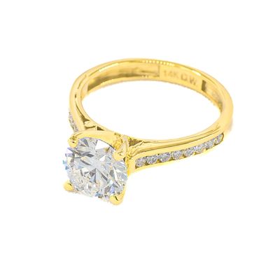 DIAMOND ROUND SOLITAIRE RING WITH SIDE DIAMONDS(LAB)2.04CT