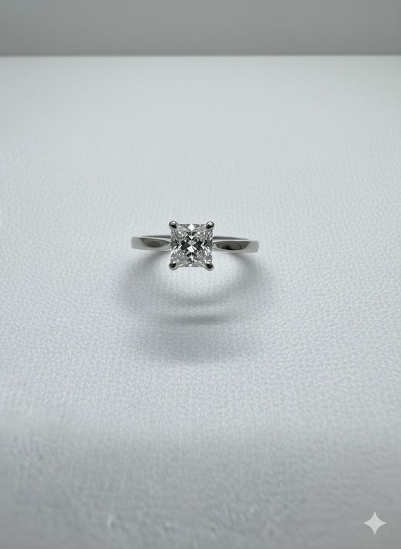 0.70CT NATURAL-GROWN PRINCESS G-H/VS-SI