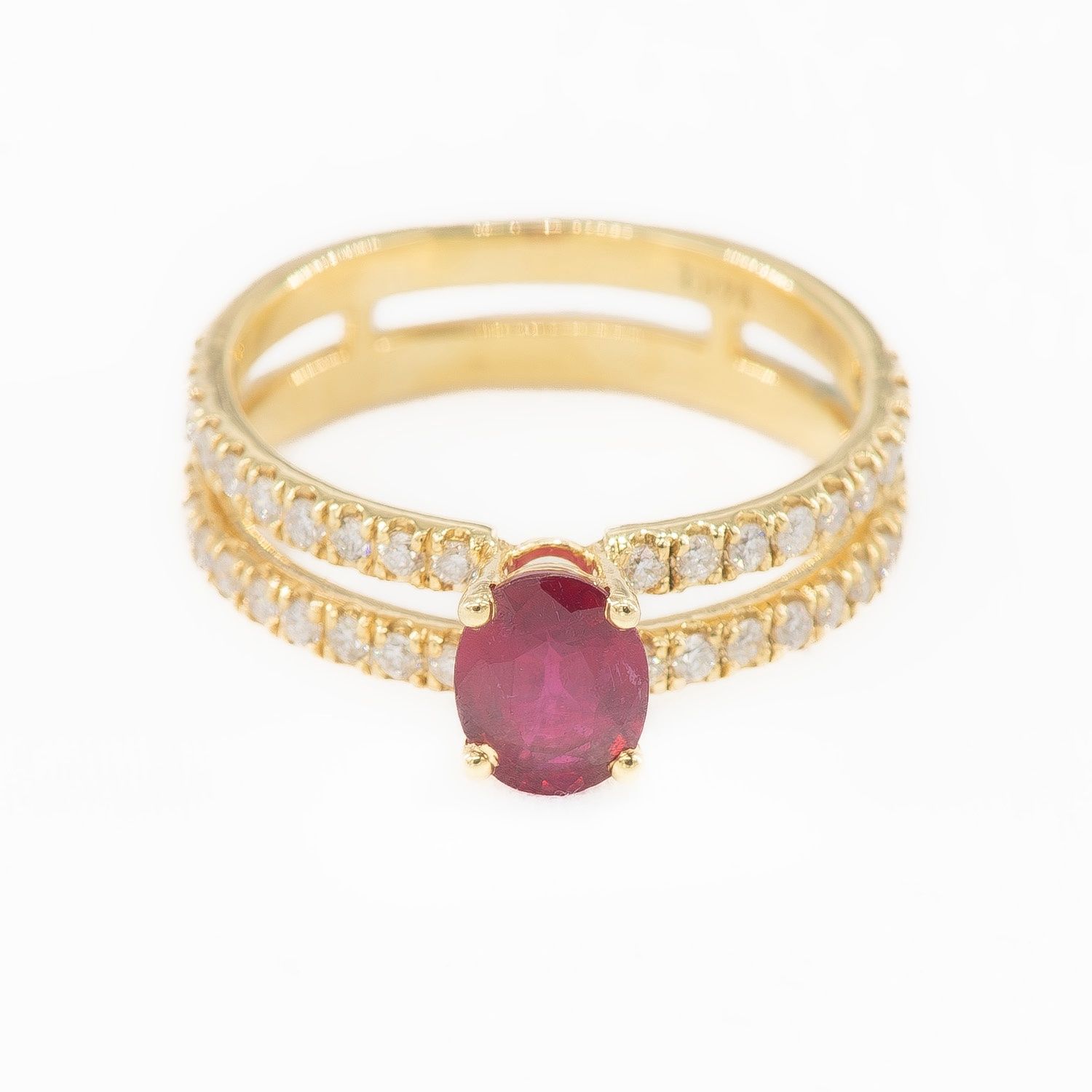 1.10CT NATURAL GROWN OVAL RUBY