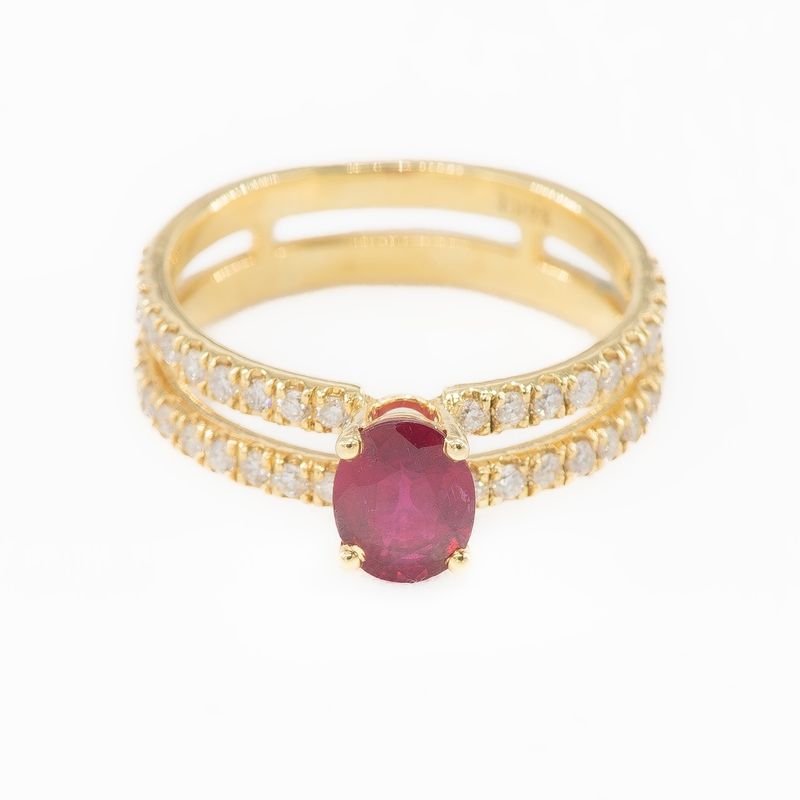 1.10CT NATURAL GROWN OVAL RUBY