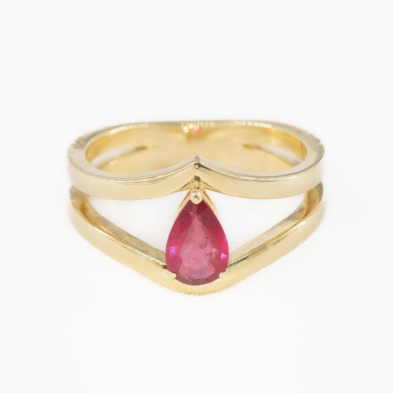 0.75CT NATURAL-GROWN PEAR-DROP RUBY