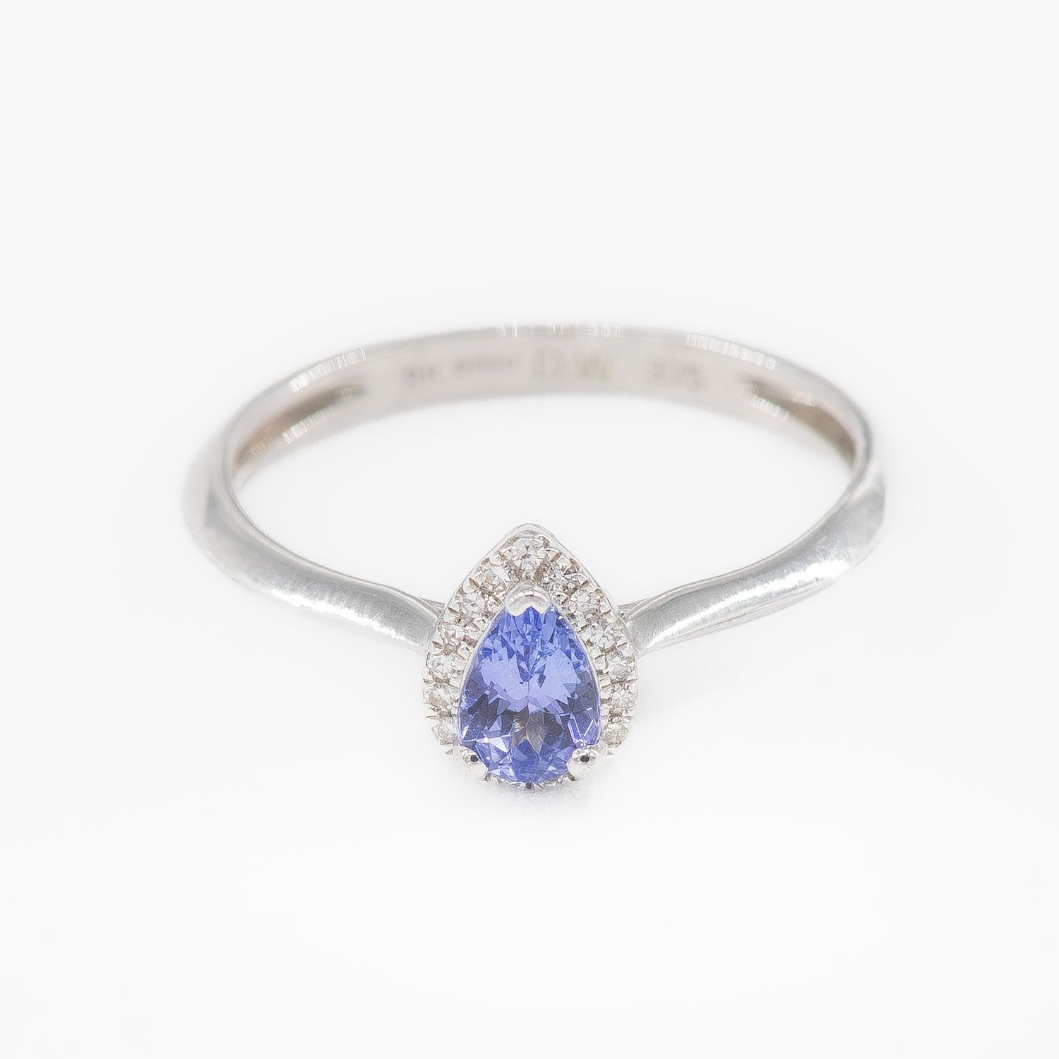 0.77CT NATURAL-GROWN PEAR TANZANITE