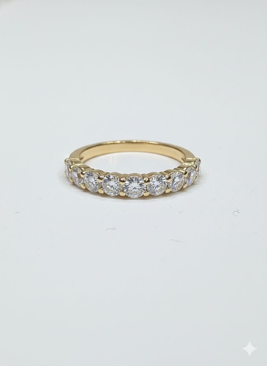 0.88CT LAB-GROWN ROUND E-F/VVS-VS