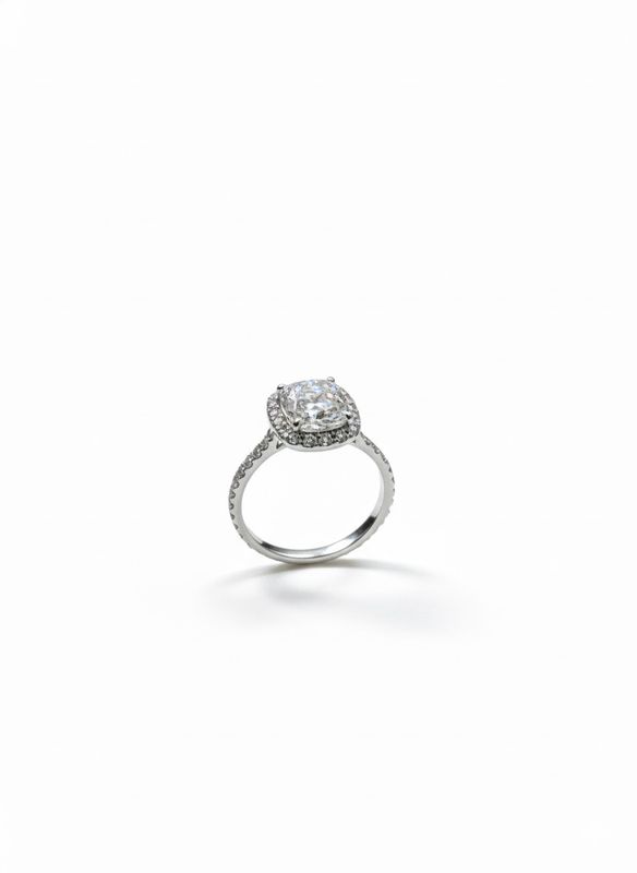2.01CT LAB-GROWN CUSHION E/VS1 (WITH WEDDING BAND)