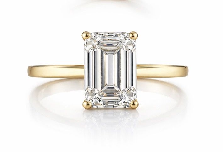 2.05CT LAB-GROWN EMERLAD F/VS1