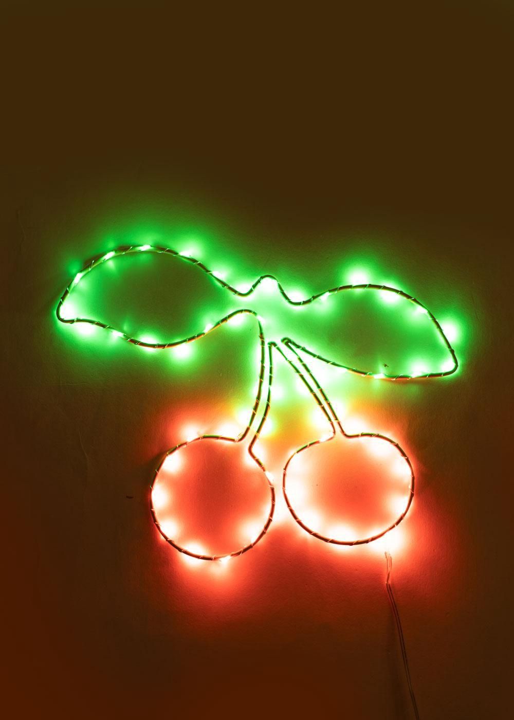 Konges Slojd - cherry wire lamp