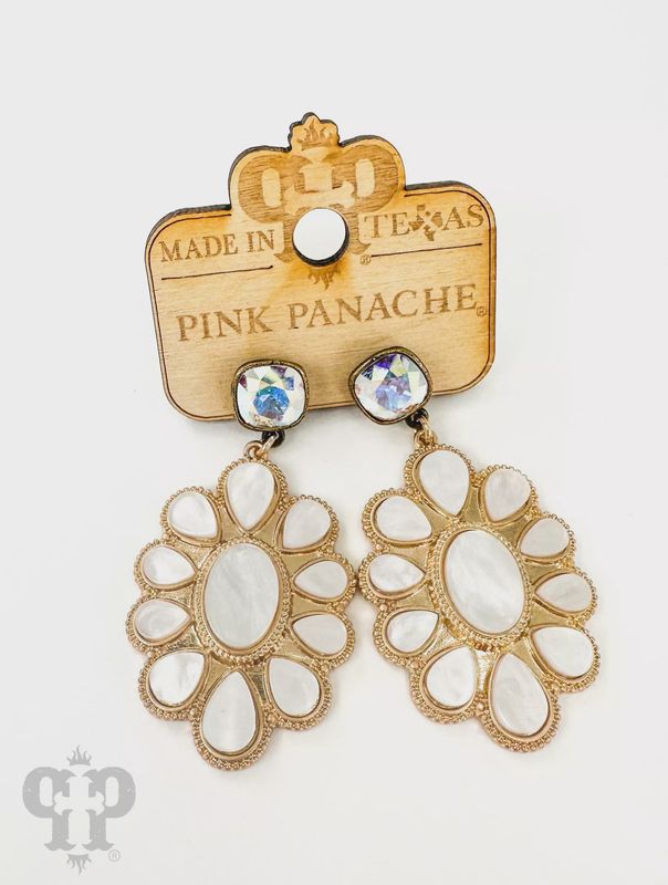 Pearlized fancy oval earring, Austrian crystal