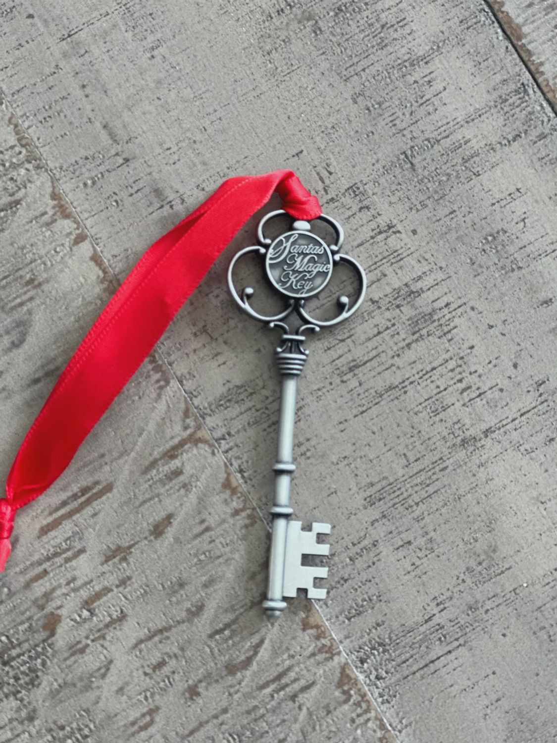 &quot;It&#39;s Magic&quot; Antique Santa Key