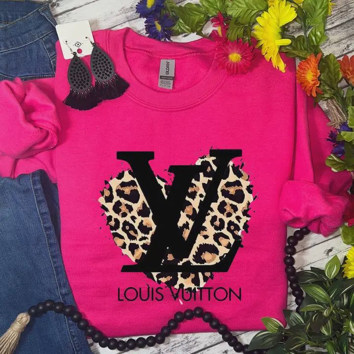 Designer Cheetah Print Graphic Sweatshirt Reg/Plus