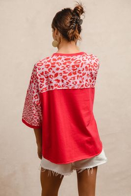 Floral Patchwork w/ Eyelet Leopard Prints Short Sleeve Top