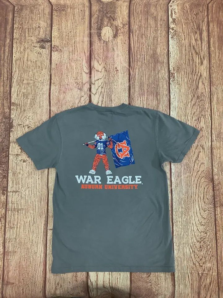 Way Eagle Aubie with Flag Tee