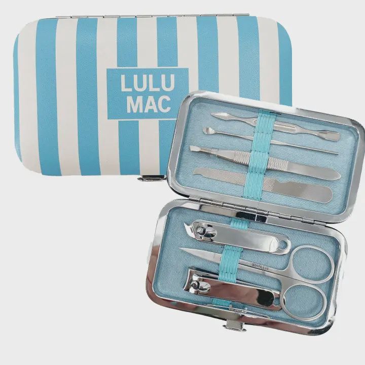 Lt Blue Stripe Darby Manicure Set