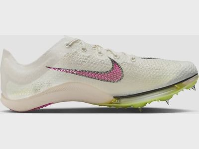 nike middle distance spikes 2020