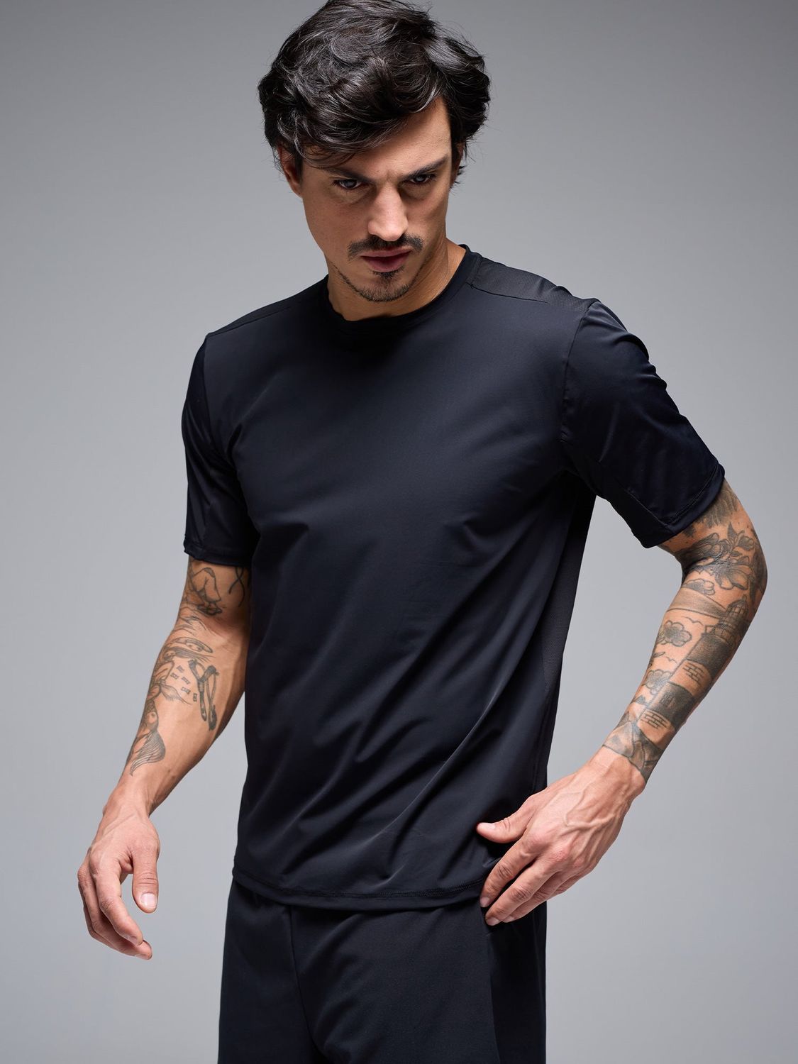 GIVELO- BYND OSAKA T-SHIRT, Colour: Black, Size: S