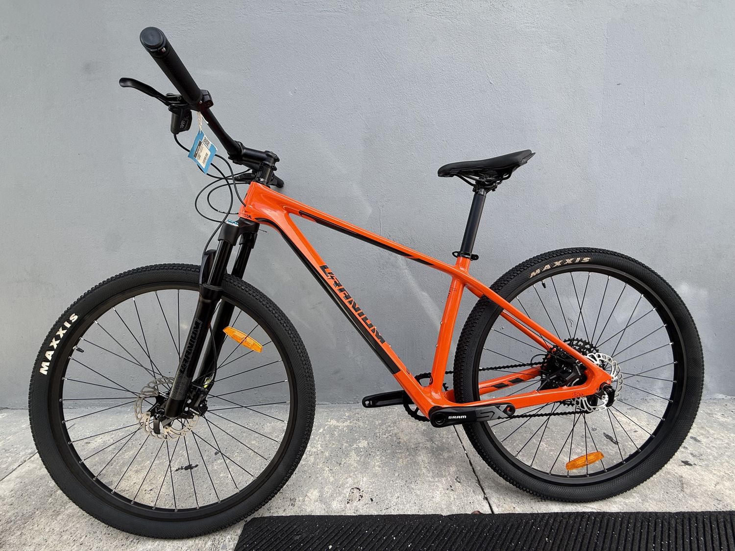 Uranium- Bike MTB Solar- Orange/Black Size M