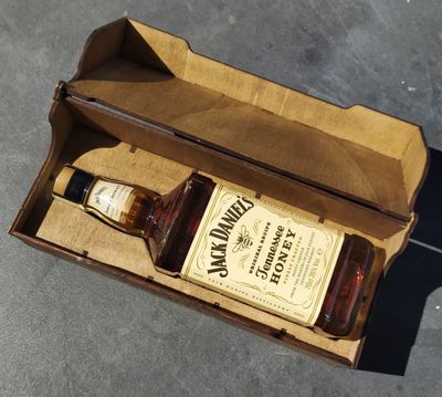 🎁 Luxuriöse Holzkiste als Geschenkverpackung 🥃