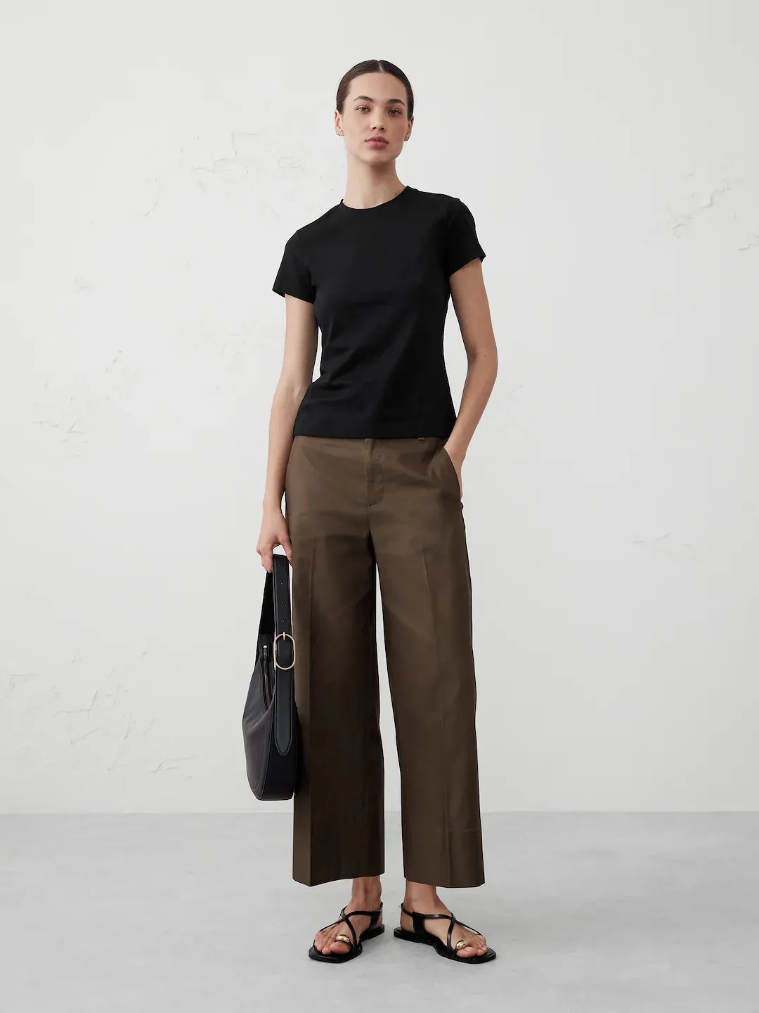 Camiseta ajustada de algodón premium-Negra