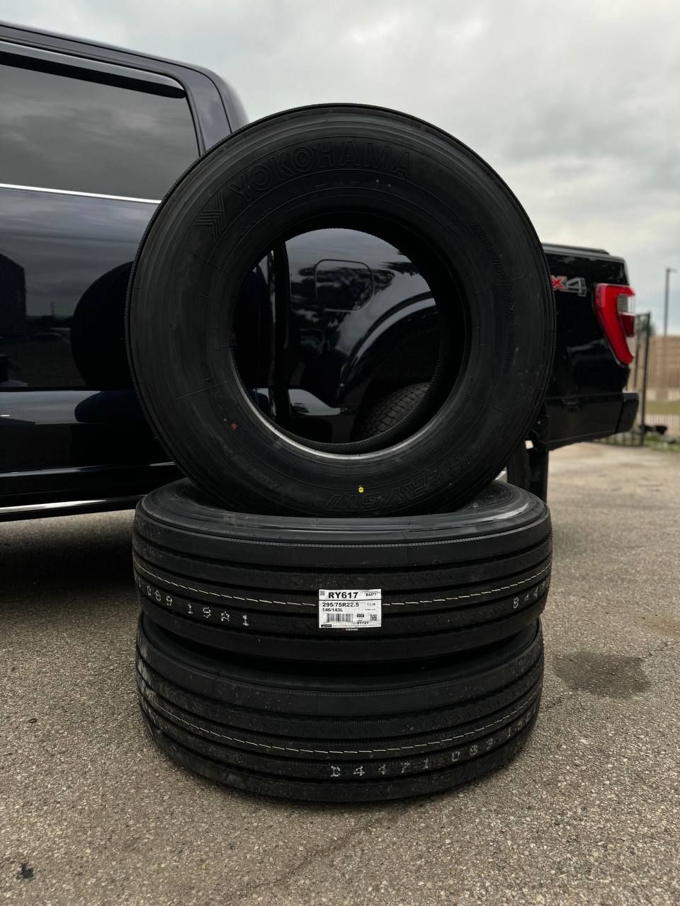 Yokohama RY617 295/75r22.5 16pl Steer