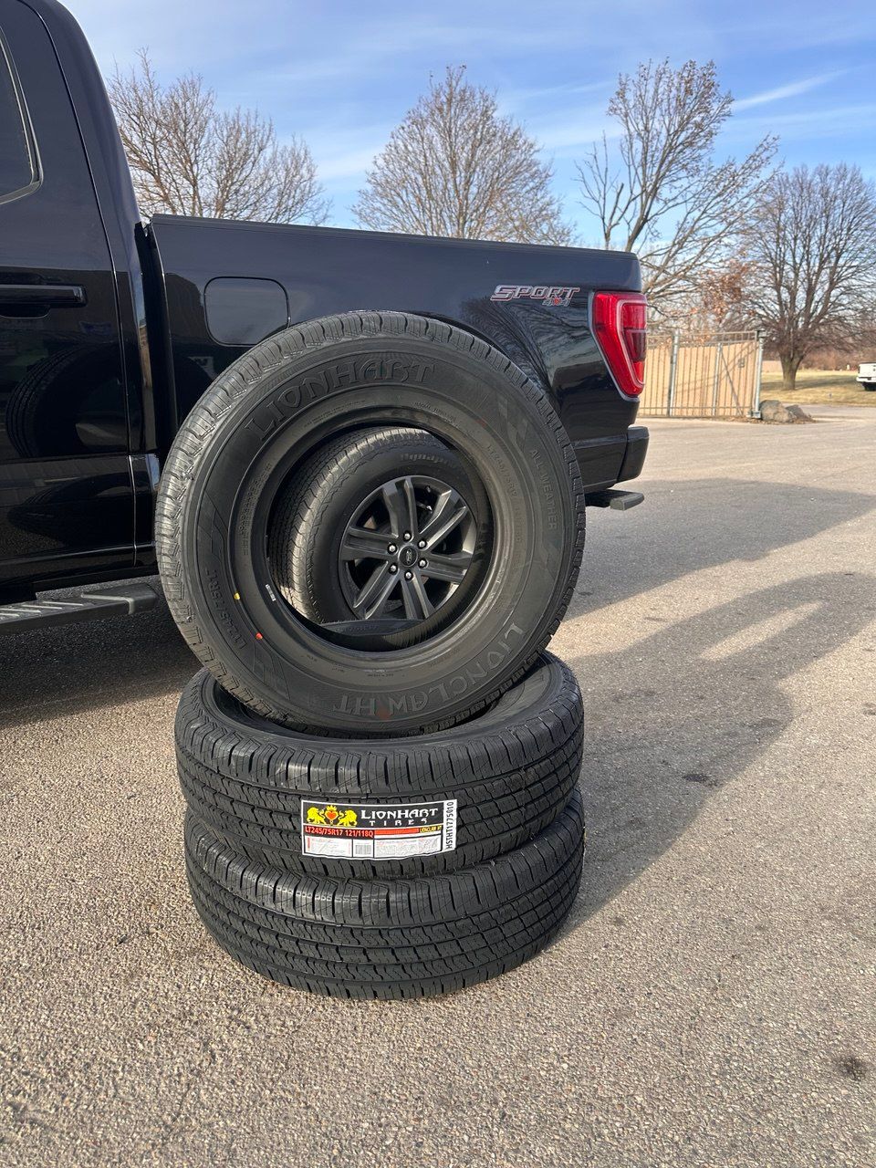 Lionhart HT LT245/75r17 10pl
