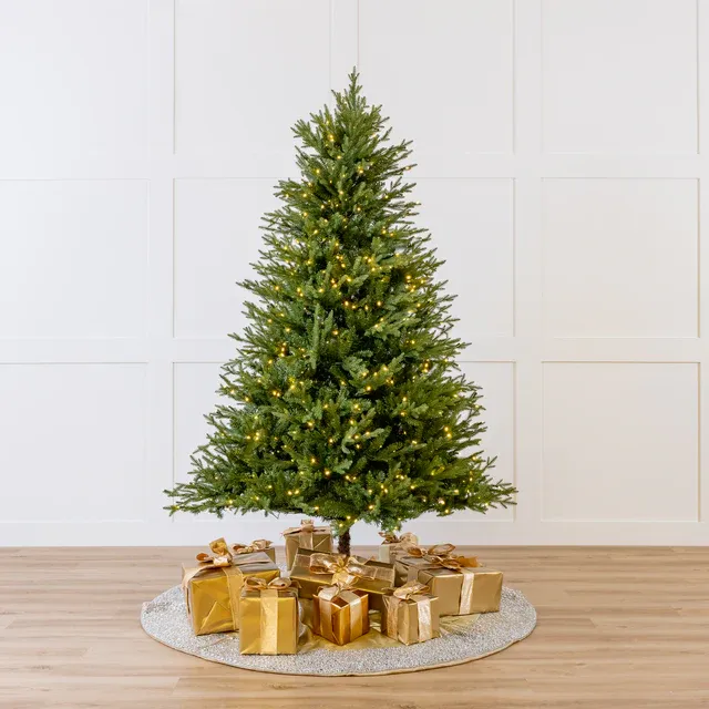 9FTKentucky Fir Tree Pre Lit Clear Lights