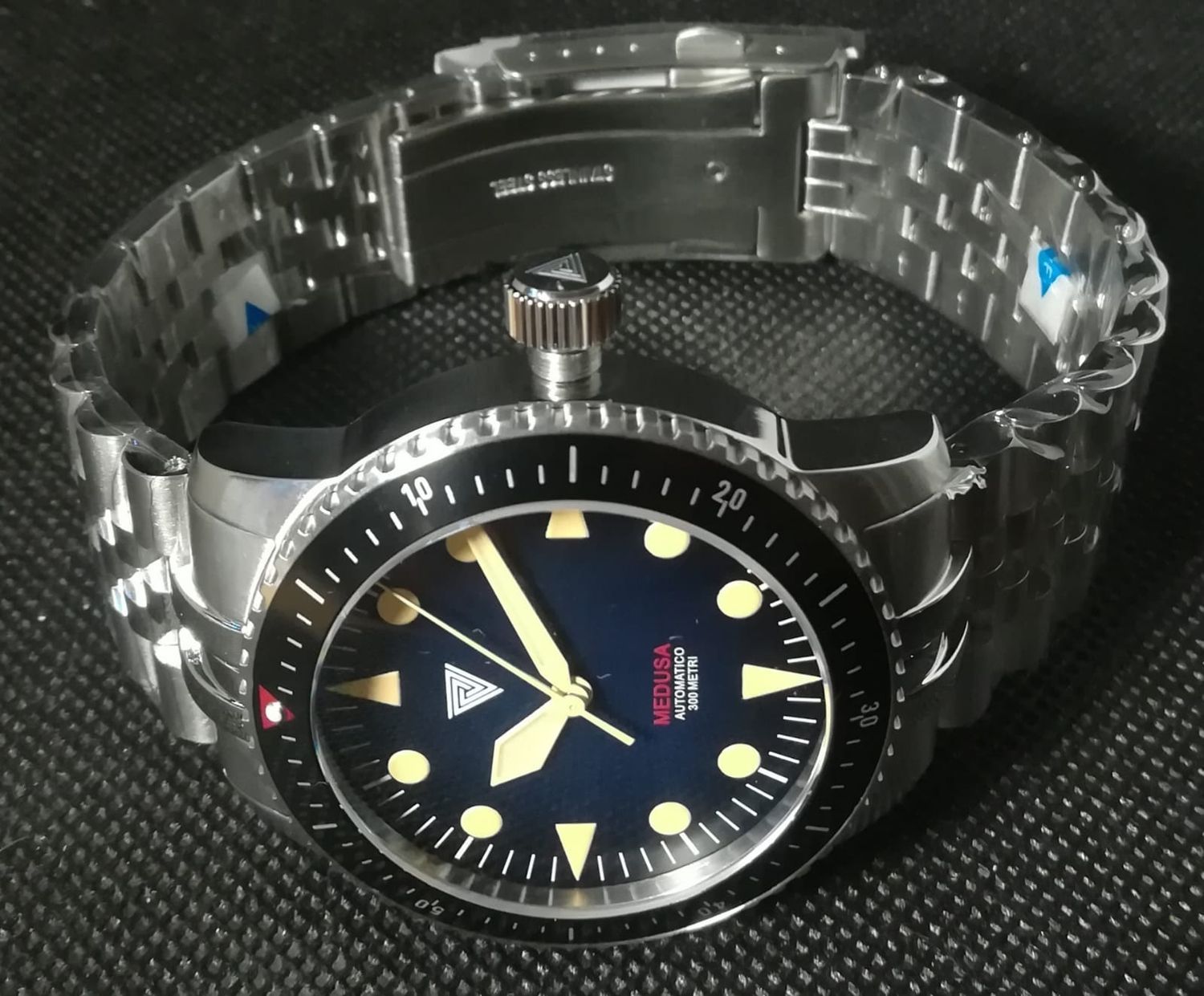 Vertigo Medusa Blue