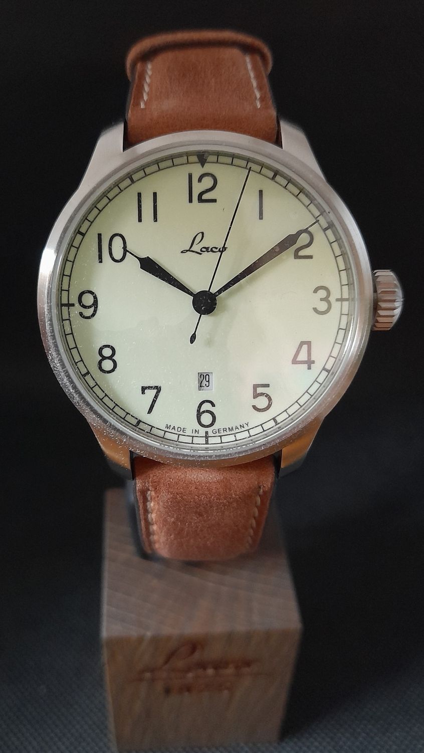 Laco Valencia 42