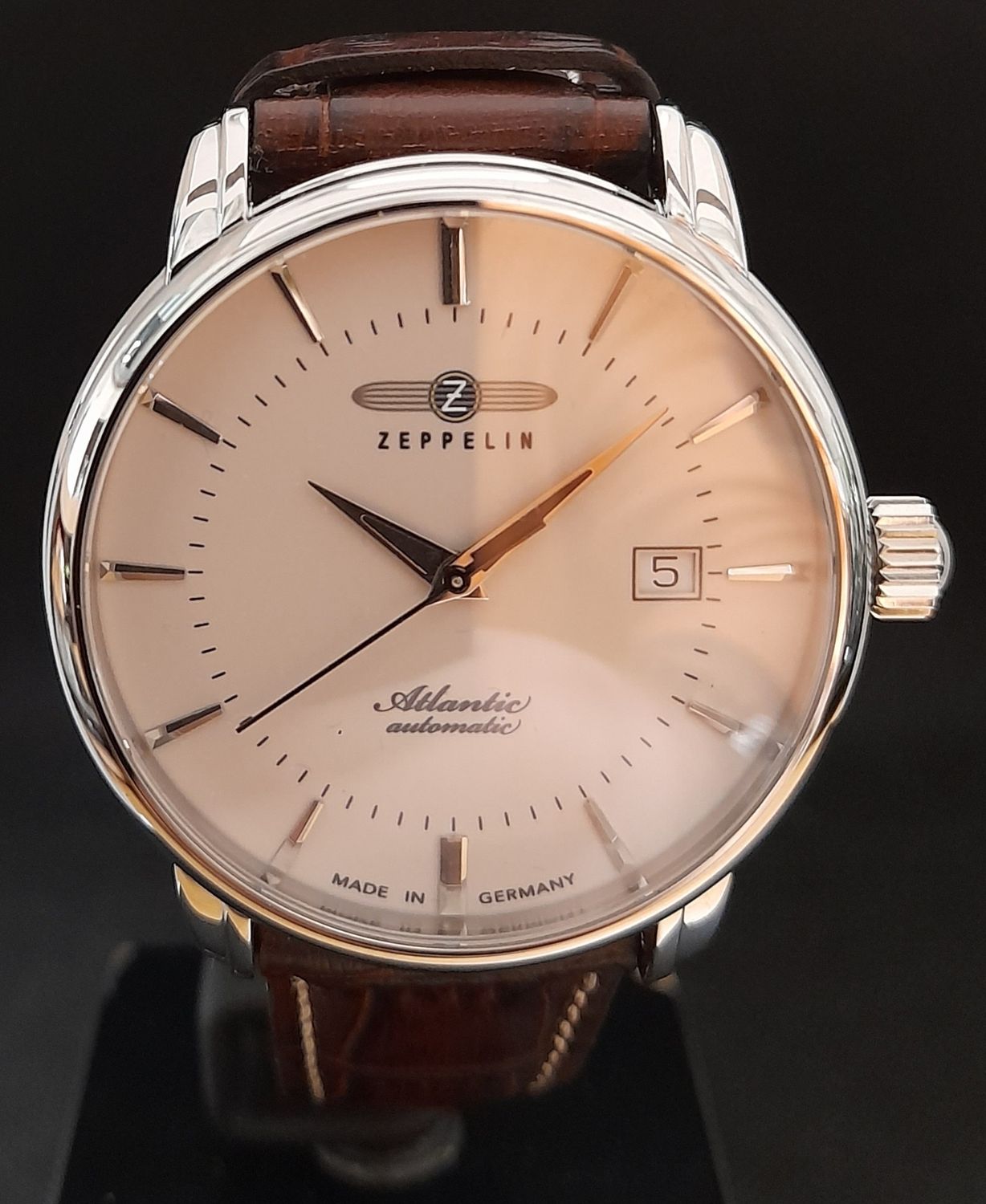Zeppelin Atlantic Sellita W200