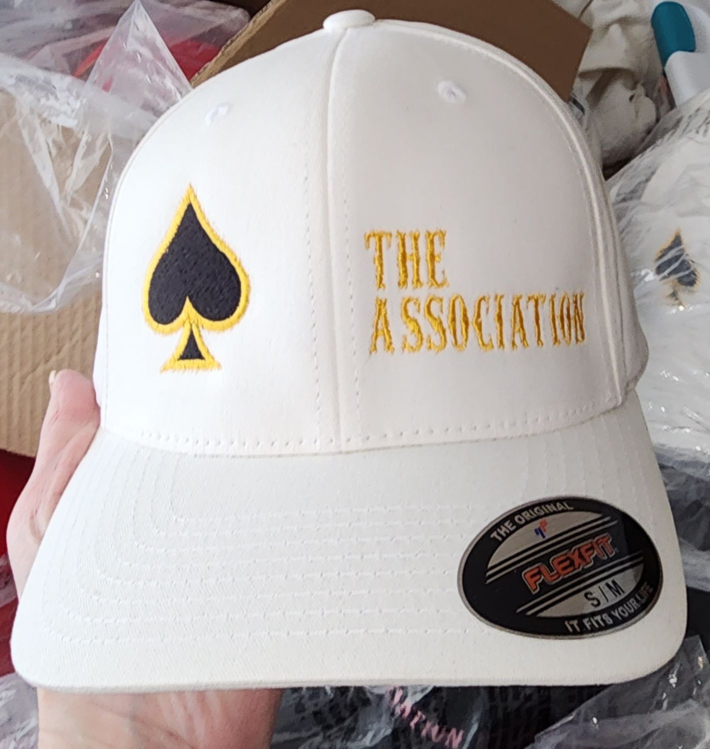 Hats -The Assoc. Whit L/XL
