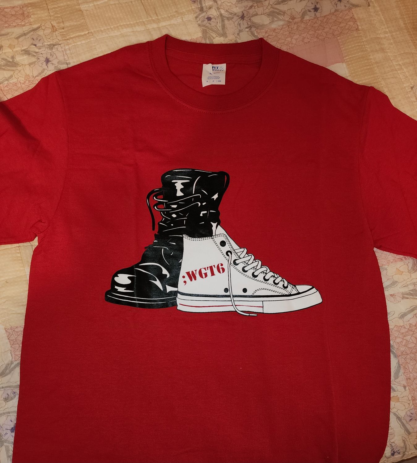 Ladies - Boots &amp; Chucks Small
