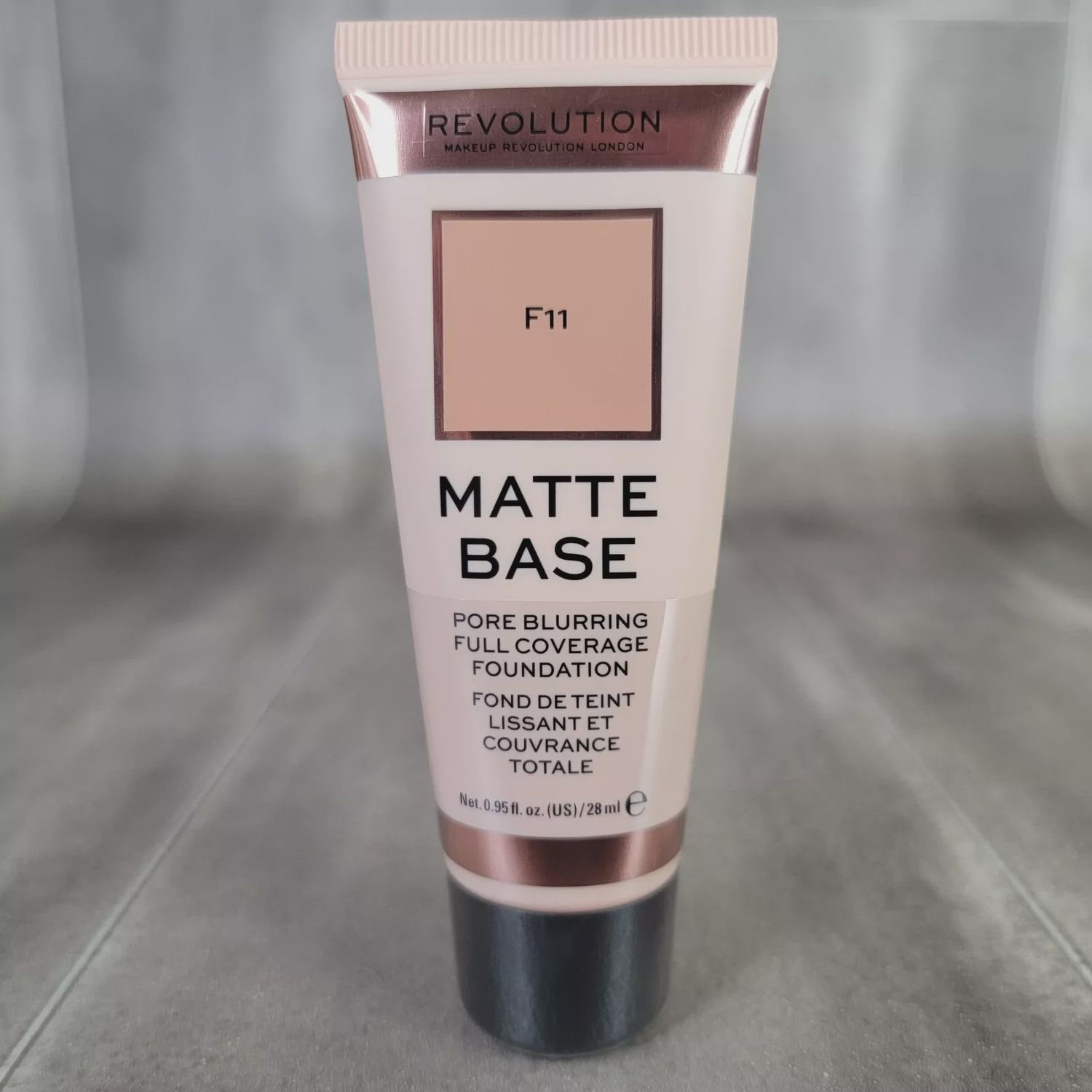 Rev foundation Matte Base ( F11)