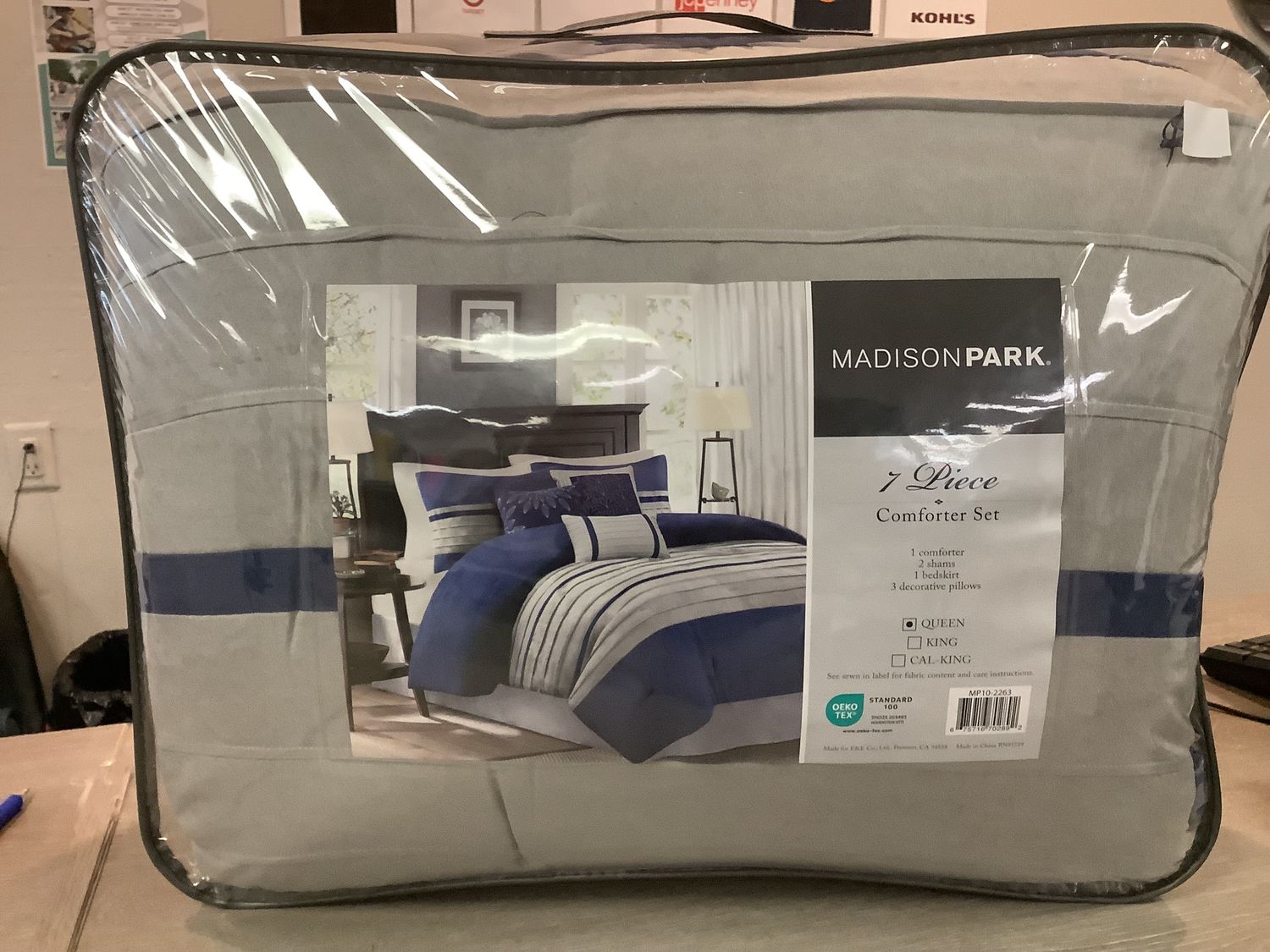 Madison park 7 pcs comforter set Queen size