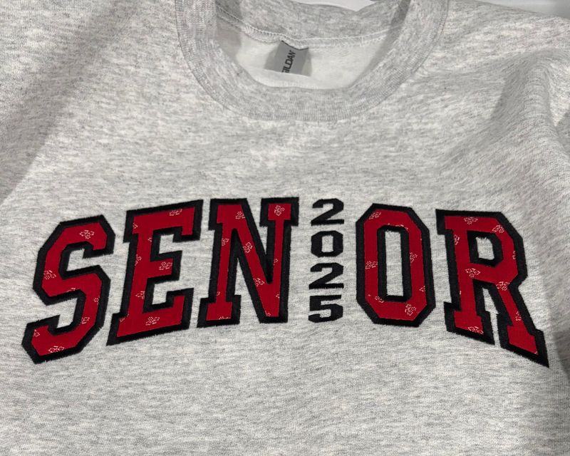 Senior 2025 Applique Shirt