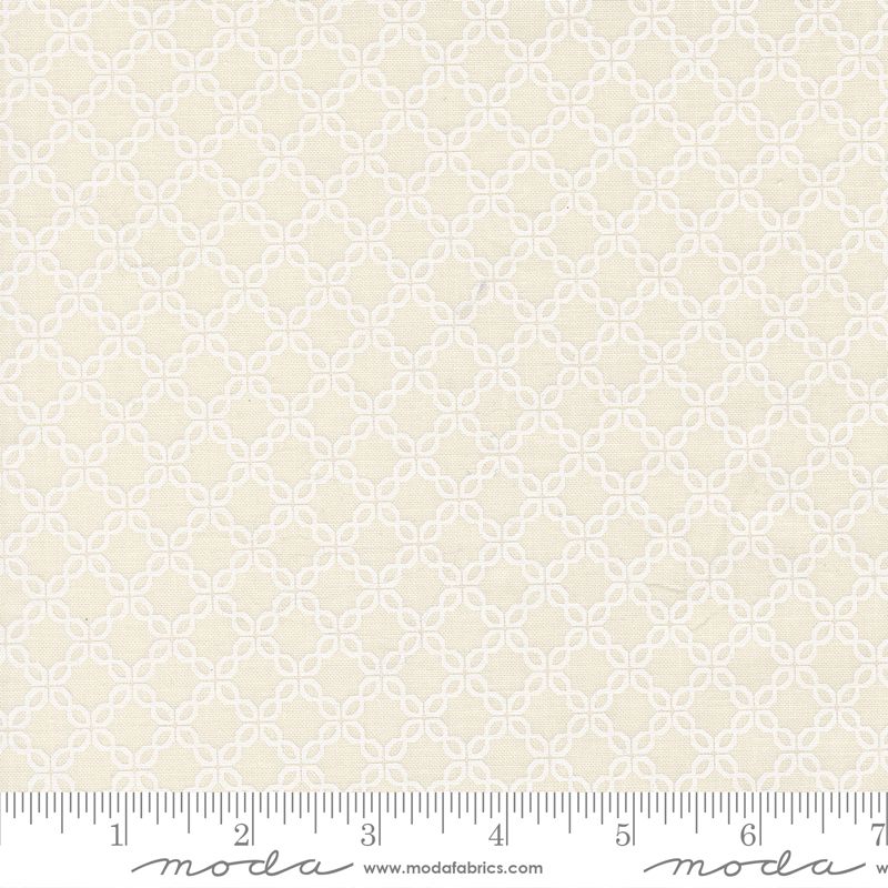 Sunbonnet - Porcelain White Lattice Yardage