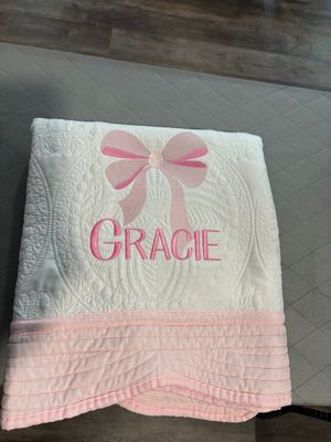 Bow Heirloom Baby Quilt