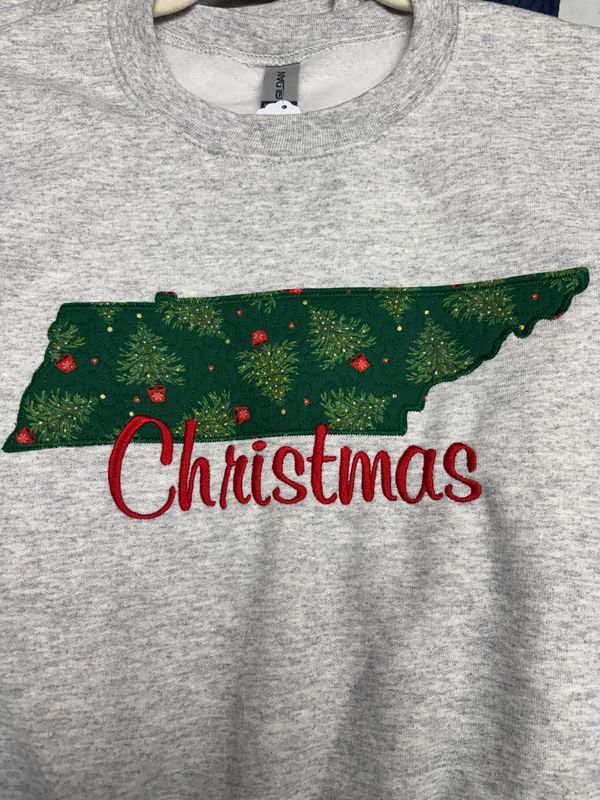 Tennessee Christmas Sweatshirt - size S