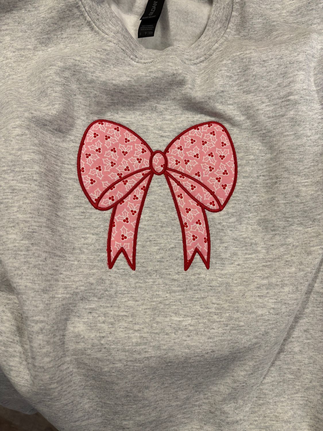 Bow Applique Sweatshirt