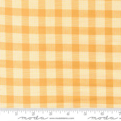Bountiful Blooms Plaid Golden