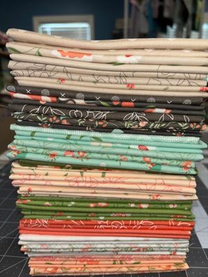 Abloom Fat Quarter Bundle - 33 Pieces Abloom Fat Quarter Bundle - 33 Pieces