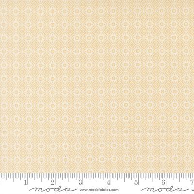 Summers End Garden Trellis Blenders Almond Pie