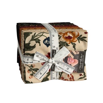 Daffodils &amp; Dragonflies Fat Quarter Bundle - 40 Pieces