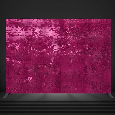 Gyva rožinė fotostena su LED apšvietimu ir dekoracijomis, tinkanti šventėms ir fotosesijoms. / Live pink photo wall with LED 