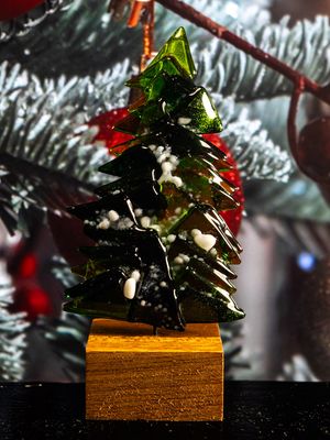 Juletræ med sne