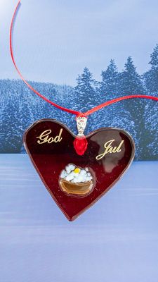 Glasfigur, juletræspynt, rødt hjerte i transparent glas, med risengrød, til ophæng Glasfigur, juletræspynt, rødt hjerte i transparent glas, med risengrød, til ophæng