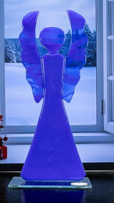 Glasfigur, Stor engel, blå, på glasfod Glasfigur, Stor engel, blå, på glasfod